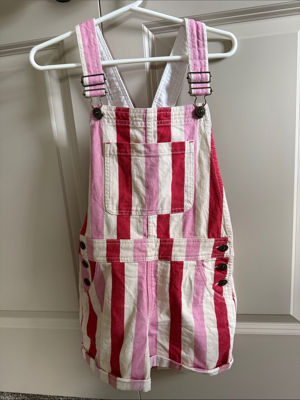 Mini Boden Red/Pink Stripe Denim Short Overalls Girls size 8-9Y